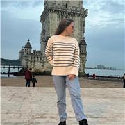 Estudiante de ciclo superior de laboratorio clínico y biomédico da clases de matemáticas y biología nivel Primaria y ESO en Alicante
